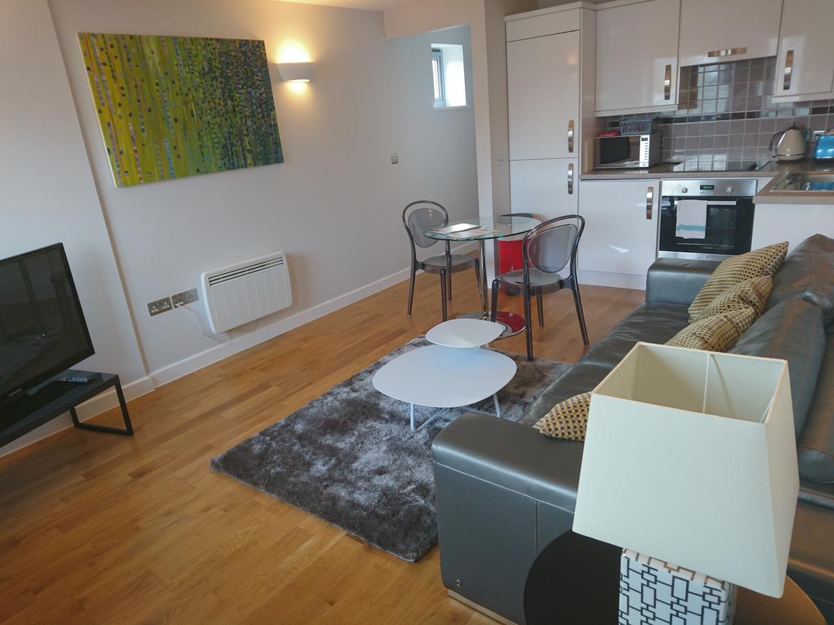 Lux Living Apartments - Roman House CBG エクステリア 写真