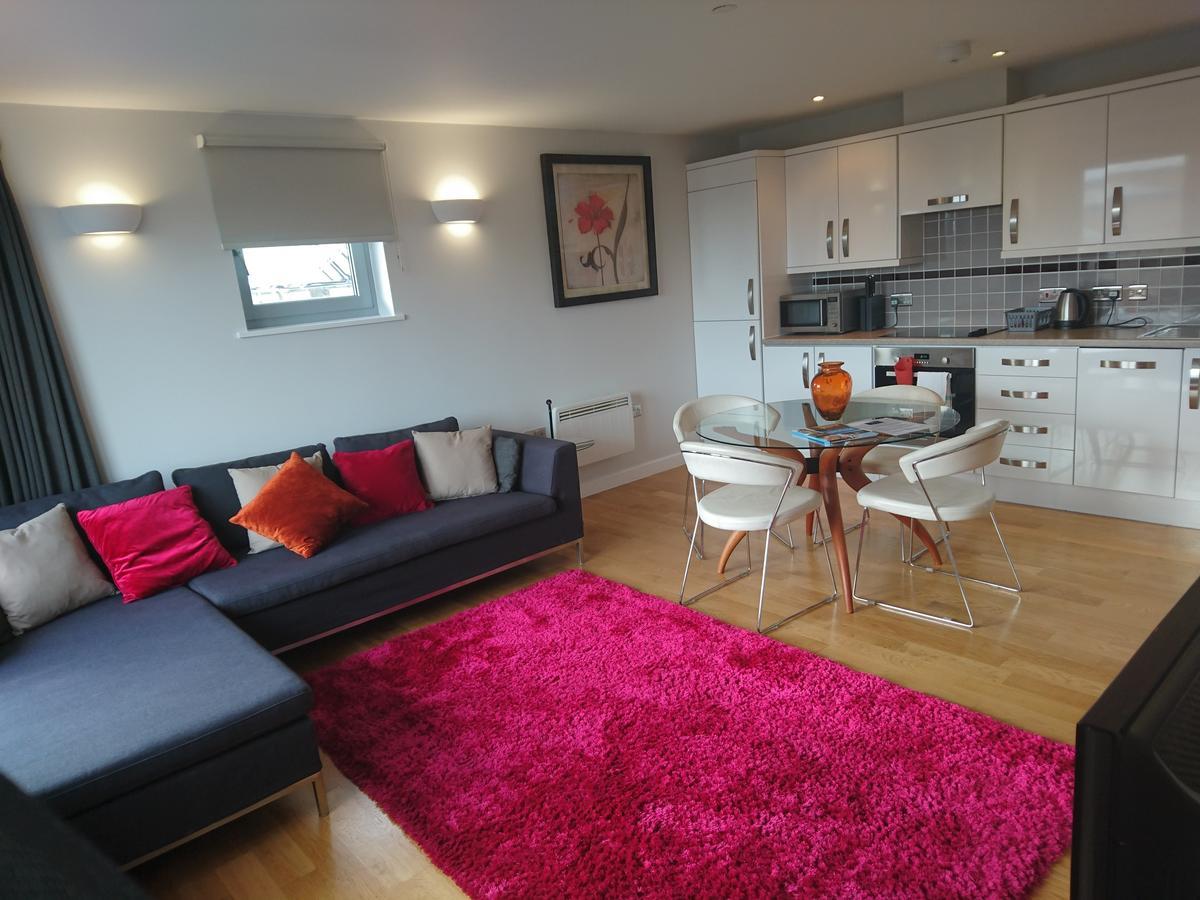 Lux Living Apartments - Roman House CBG エクステリア 写真