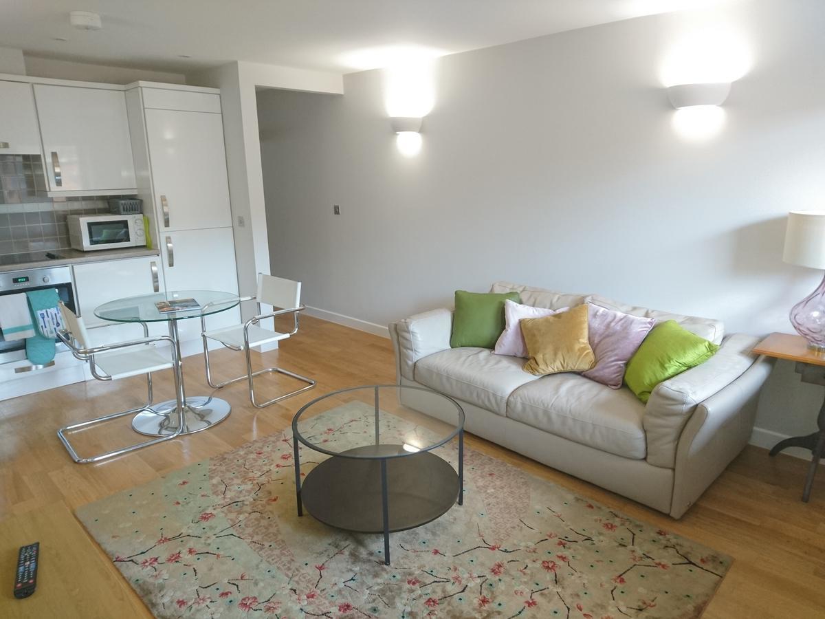 Lux Living Apartments - Roman House CBG エクステリア 写真